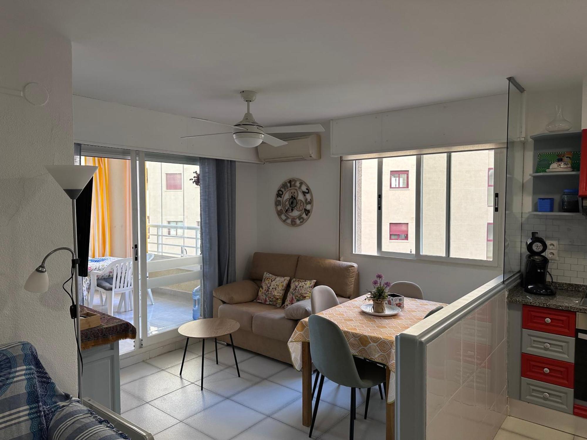 Apartment On The Beach With Parking And Pool Calpe Exterior photo